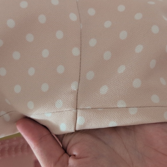 French Connection, Light Pink Polka Dot dress size 0 - Picture 4 of 4